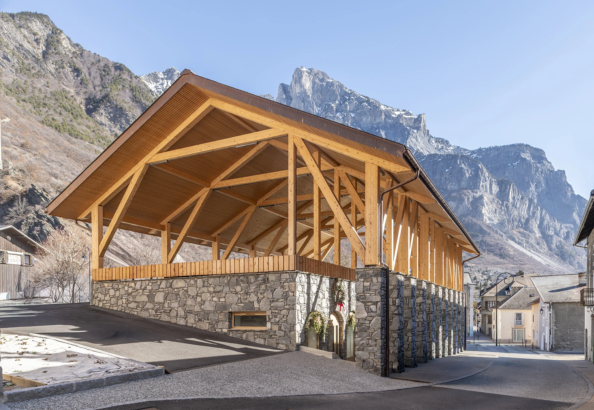 SAINT JULIEN MONT DENIS - 2025